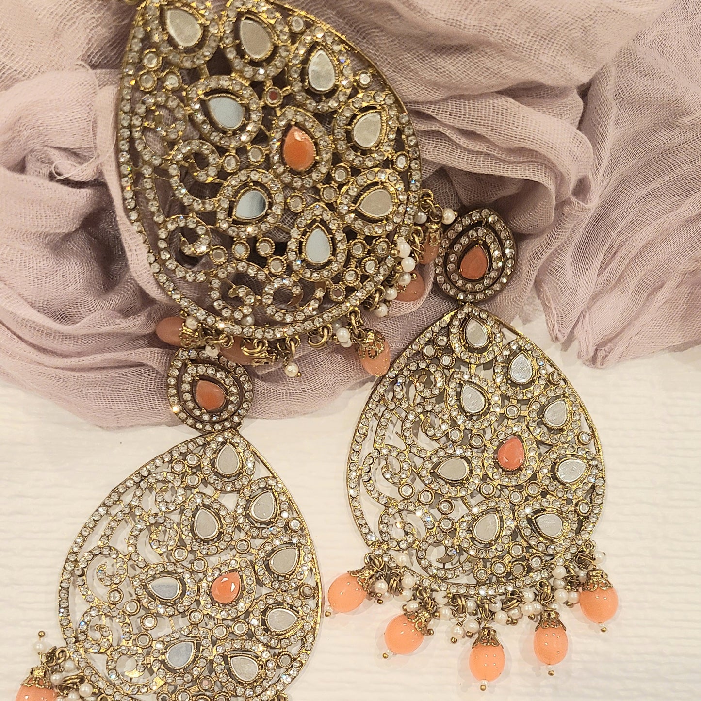 Ranibagh Coral, Earrings Mangteeka set